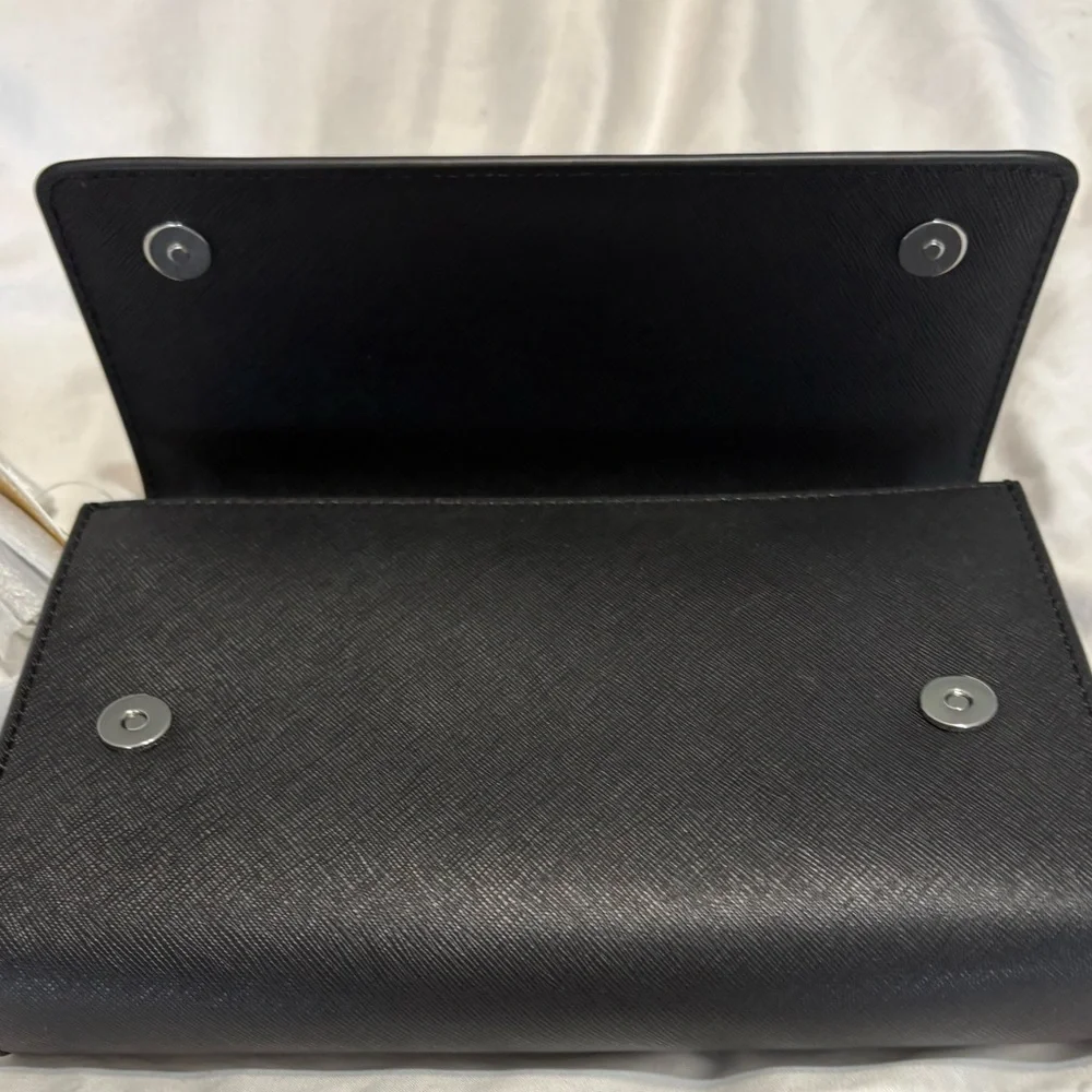 Michael Kors Jet Set Travel 3-in-1 Crossbody bag in Saffiano black leather - Picture 10 of 14